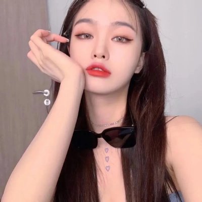 万花嬉春 海报